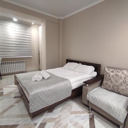 Уютная Квартира-Студия Жк Lotus Terrace Lejlighed Almaty Eksteriør billede